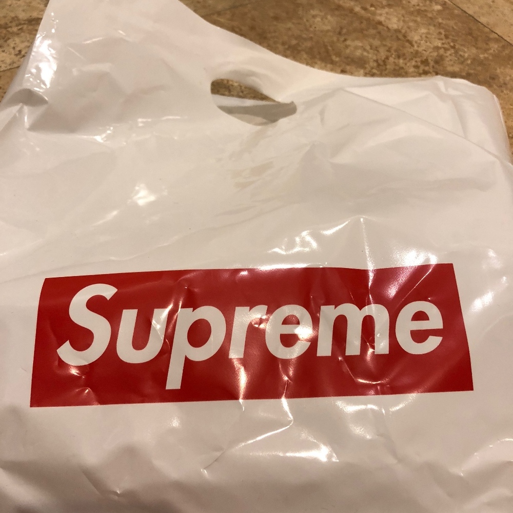 🎄Sold Out ‘Supreme Jewels Hooded Sweatshirt - Picture 7 of 8